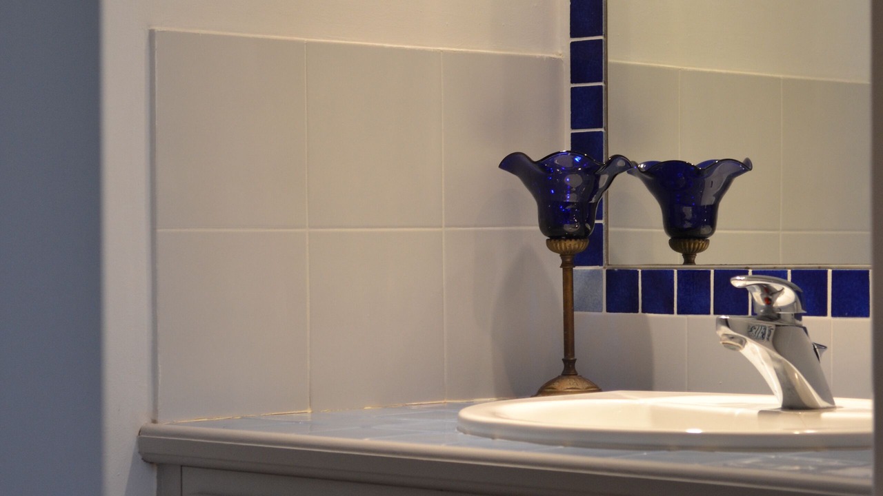Photo of Bathroom in Connaux