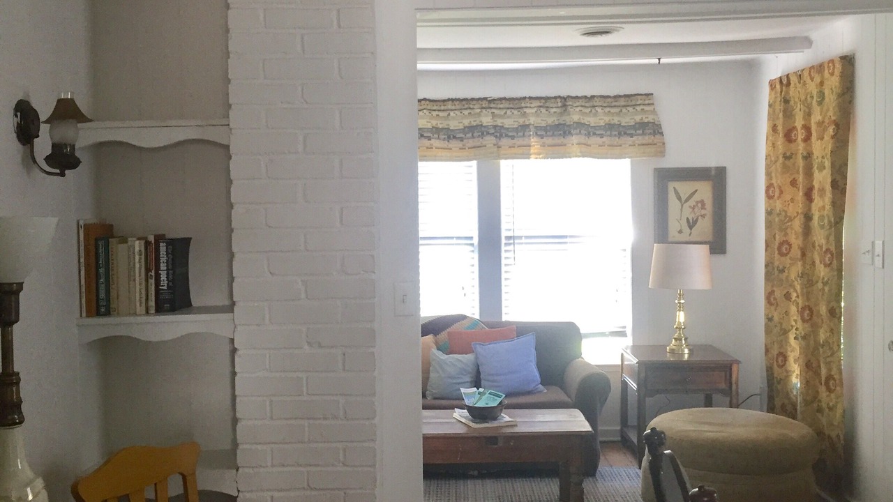 Photo of Livingroom in Lynn