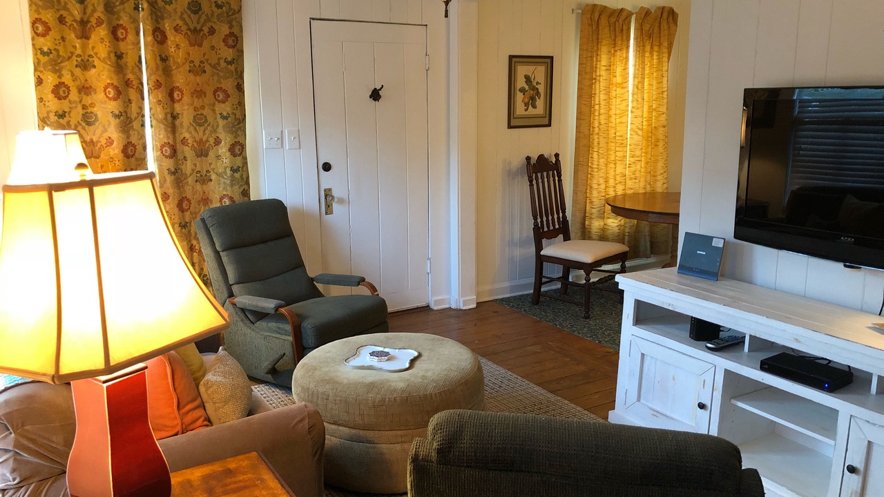 Photo of Livingroom in Lynn