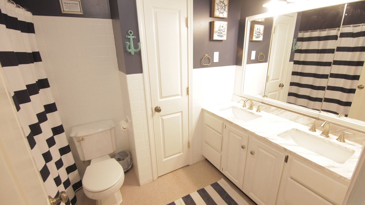 Photo of Bathroom in Sister Lakes