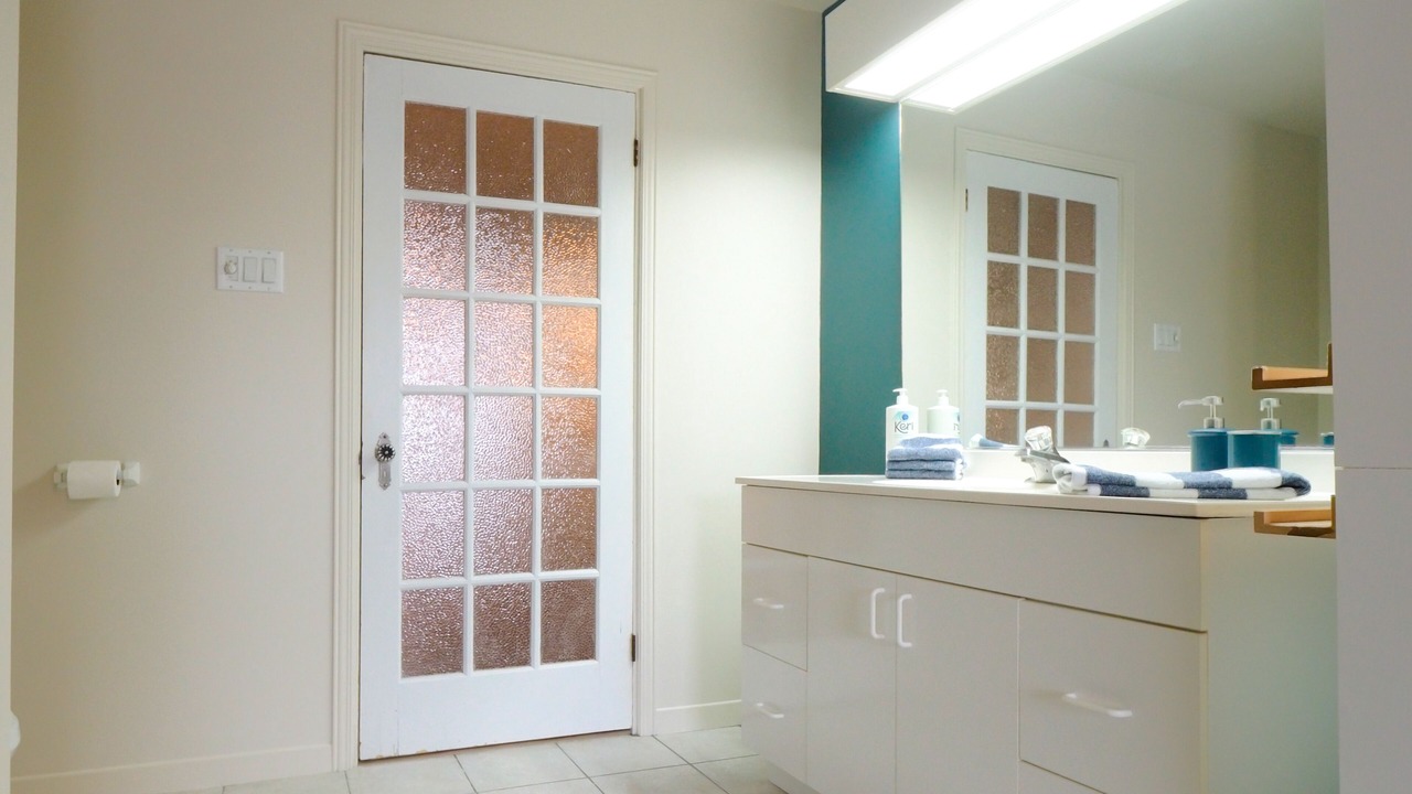 Photo of Bathroom in Desjardins