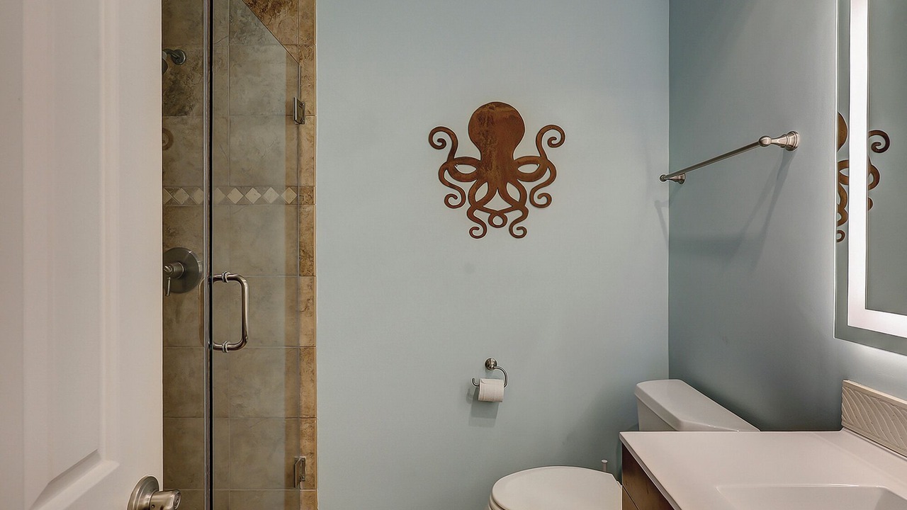 Photo of Bathroom in Shipyard Plantation
