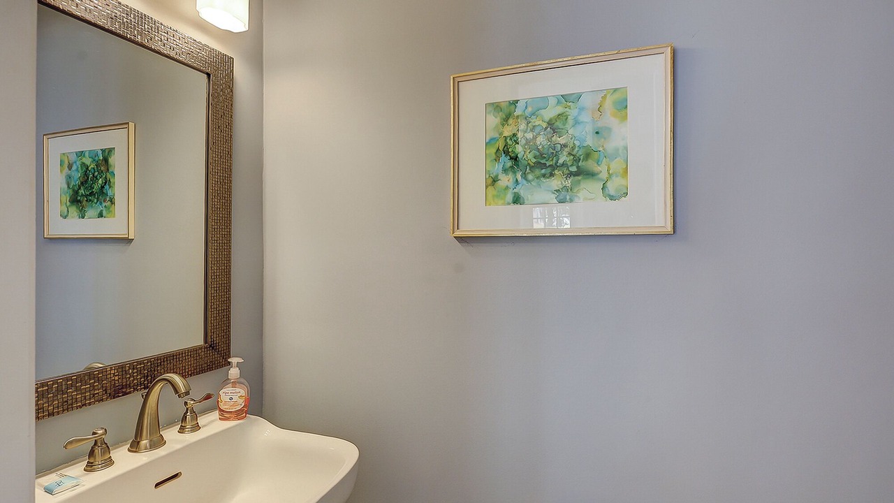 Photo of Bedroom in Shipyard Plantation