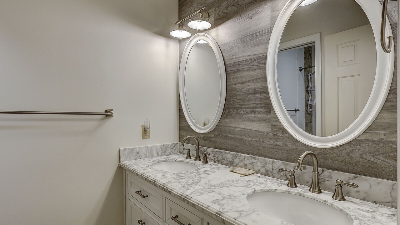 Photo of Bathroom in Shipyard Plantation
