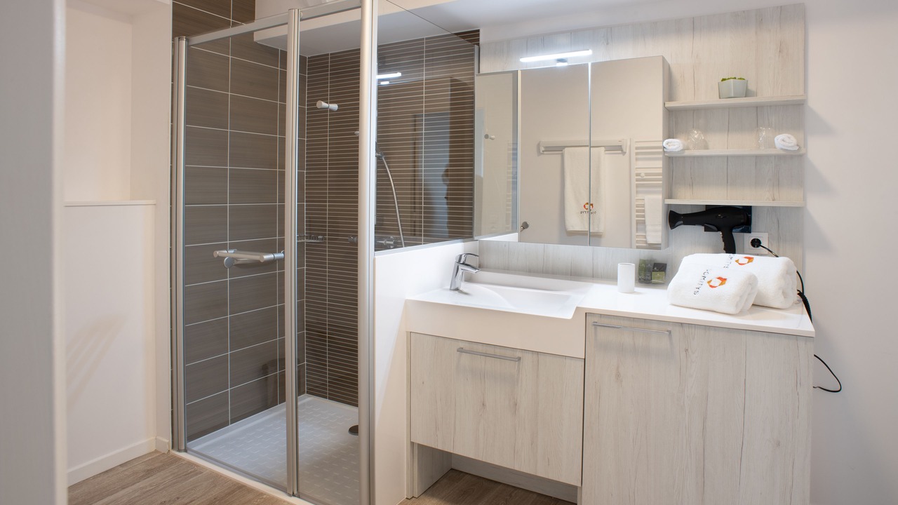 Photo of Bathroom in Abbeville