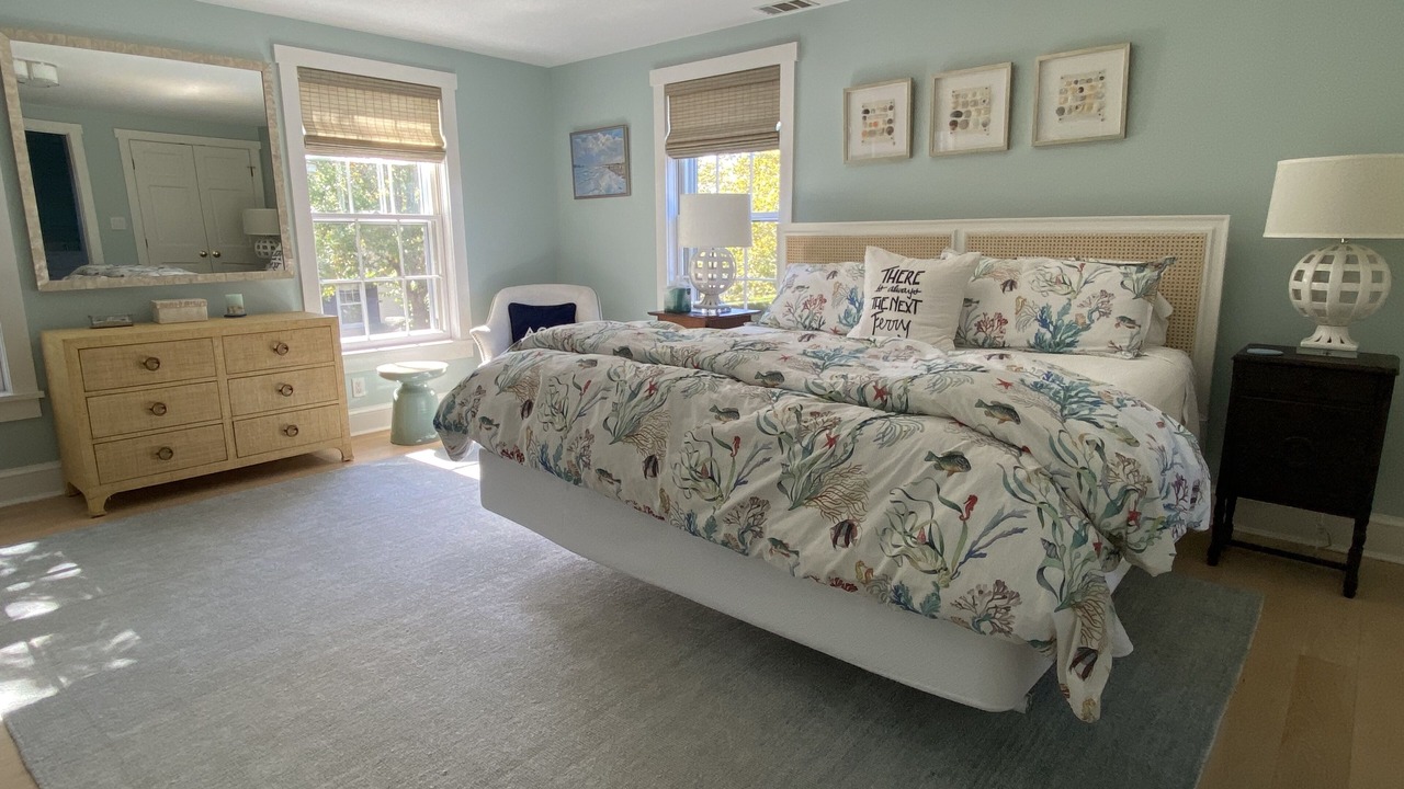 Photo of Others in Nantucket Town