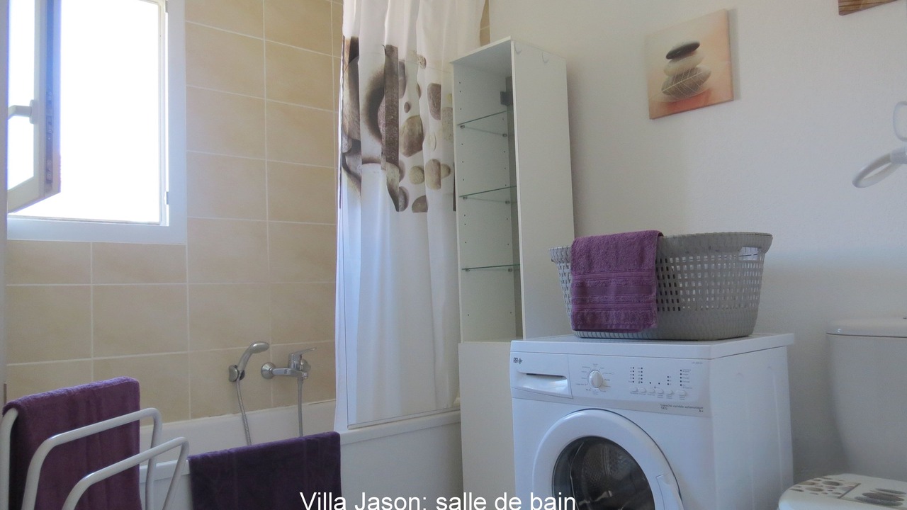 Photo of Bathroom in Prunete