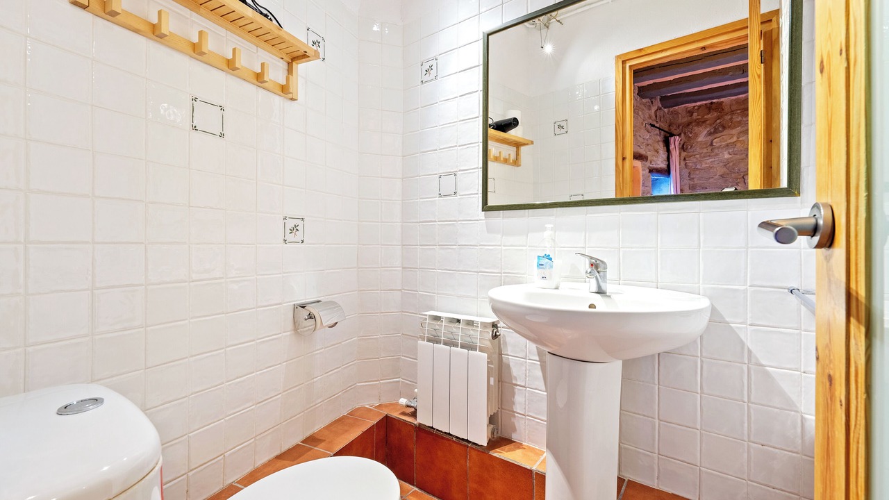 Photo of Bathroom in Guialmons