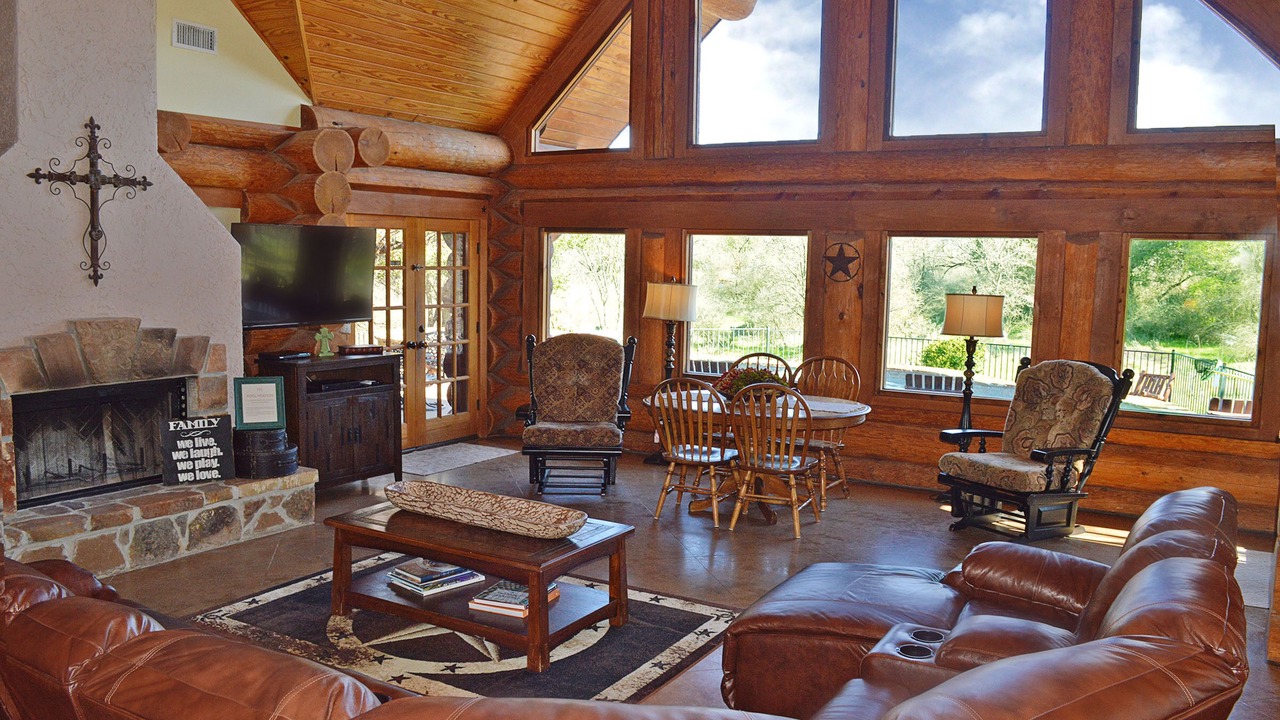 Photo of Livingroom in Marble Falls