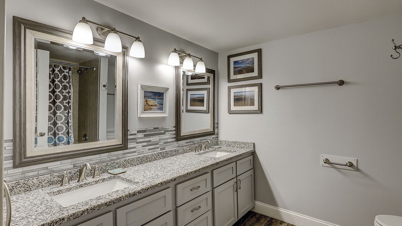 Photo of Bathroom in South Beach