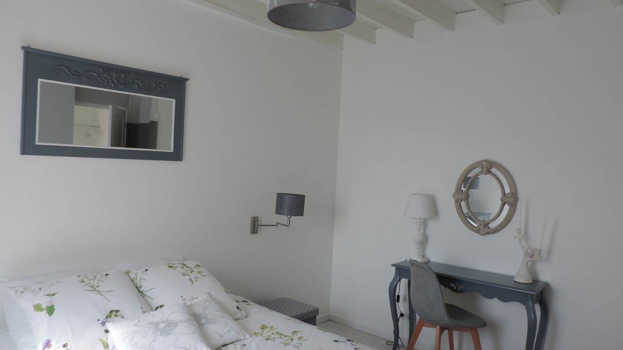 Photo of Bedroom in Benouville