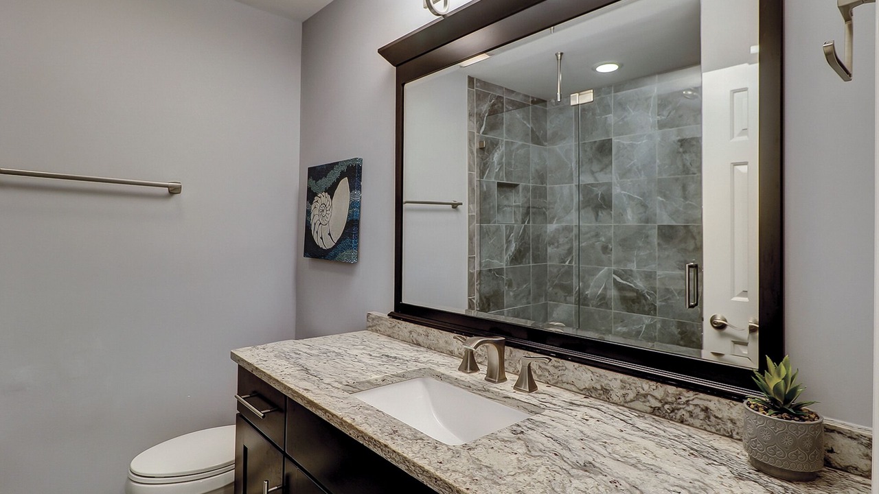 Photo of Bathroom in Shipyard Plantation