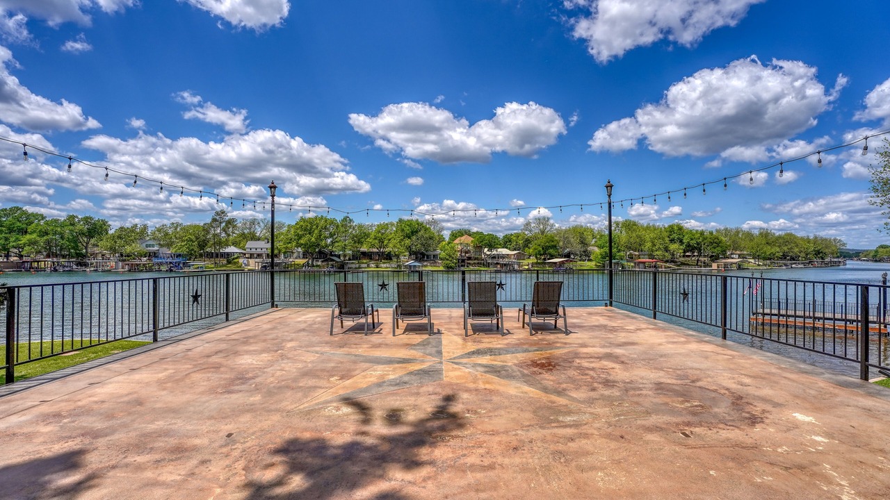 Photo of Patio Balcony in Marble Falls