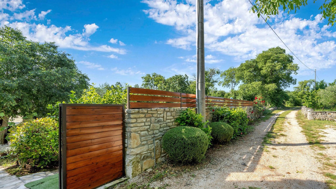 Photo of Outdoor in Promina