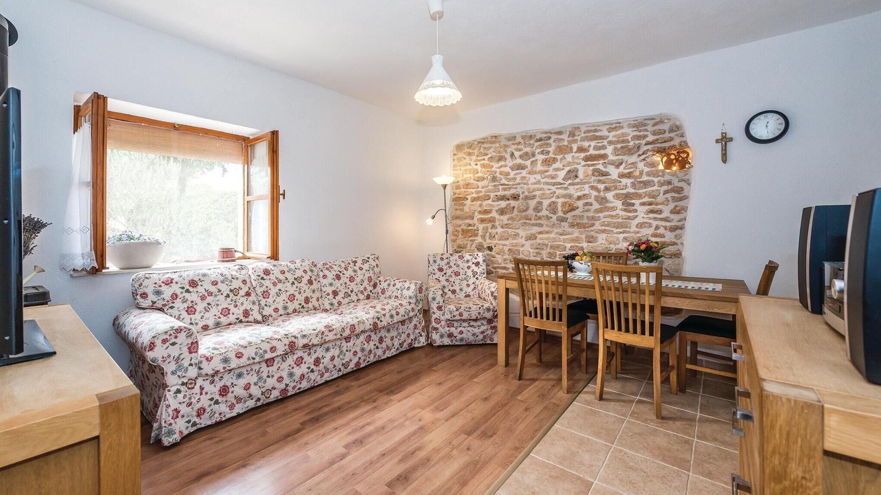 Photo of Bedroom in Promina