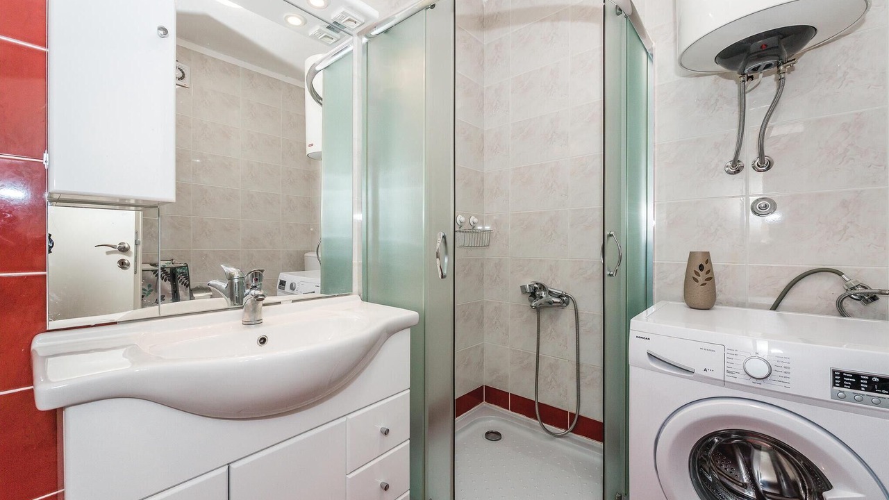 Photo of Bathroom in Promina