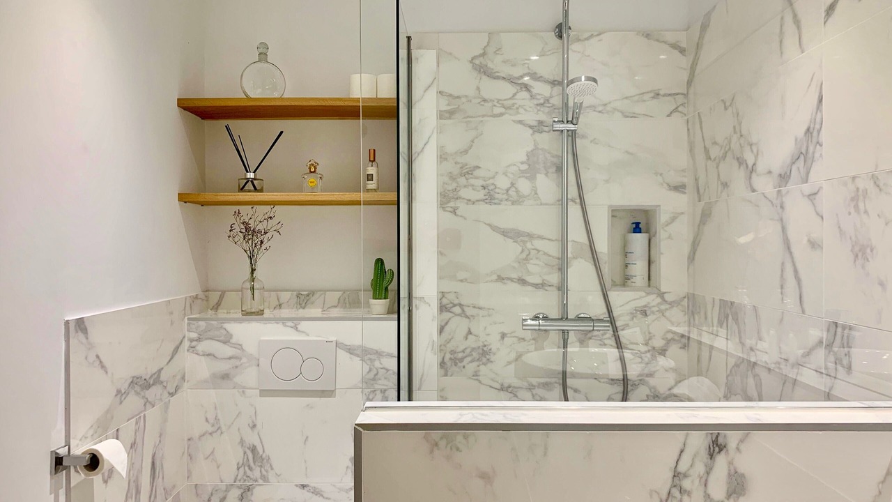 Photo of Bathroom in Gares