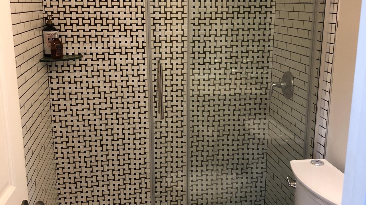 Photo of Bathroom in Murray