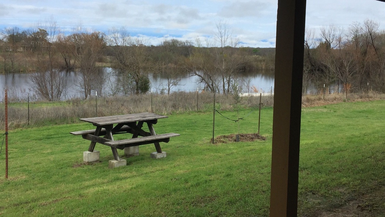 Photo of Outdoor in Kemp