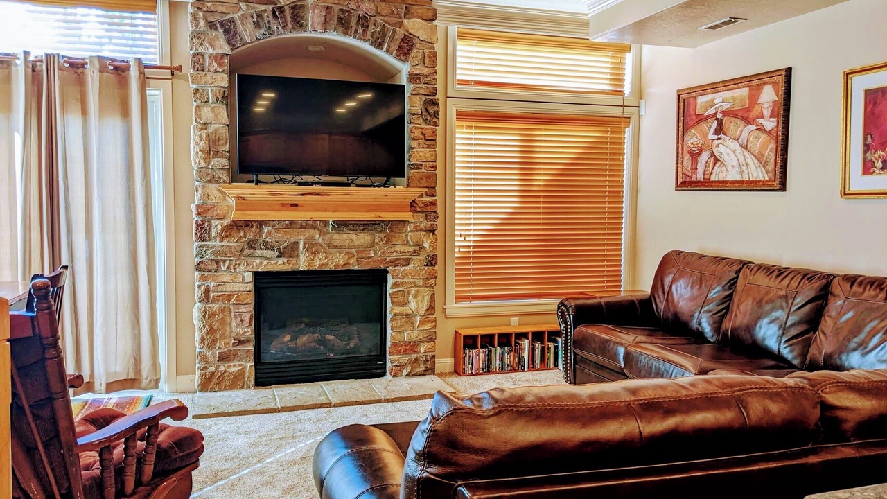 Photo of Livingroom in Ogden