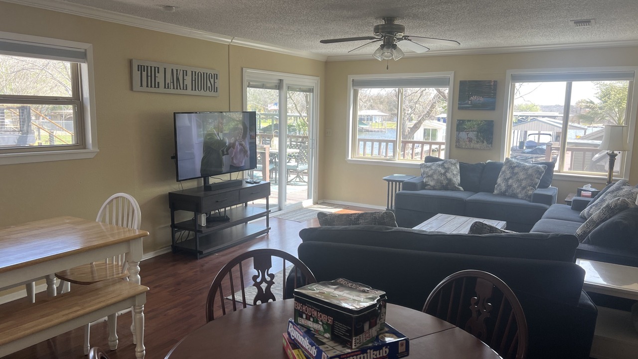 Photo of Bedroom in Granite Shoals