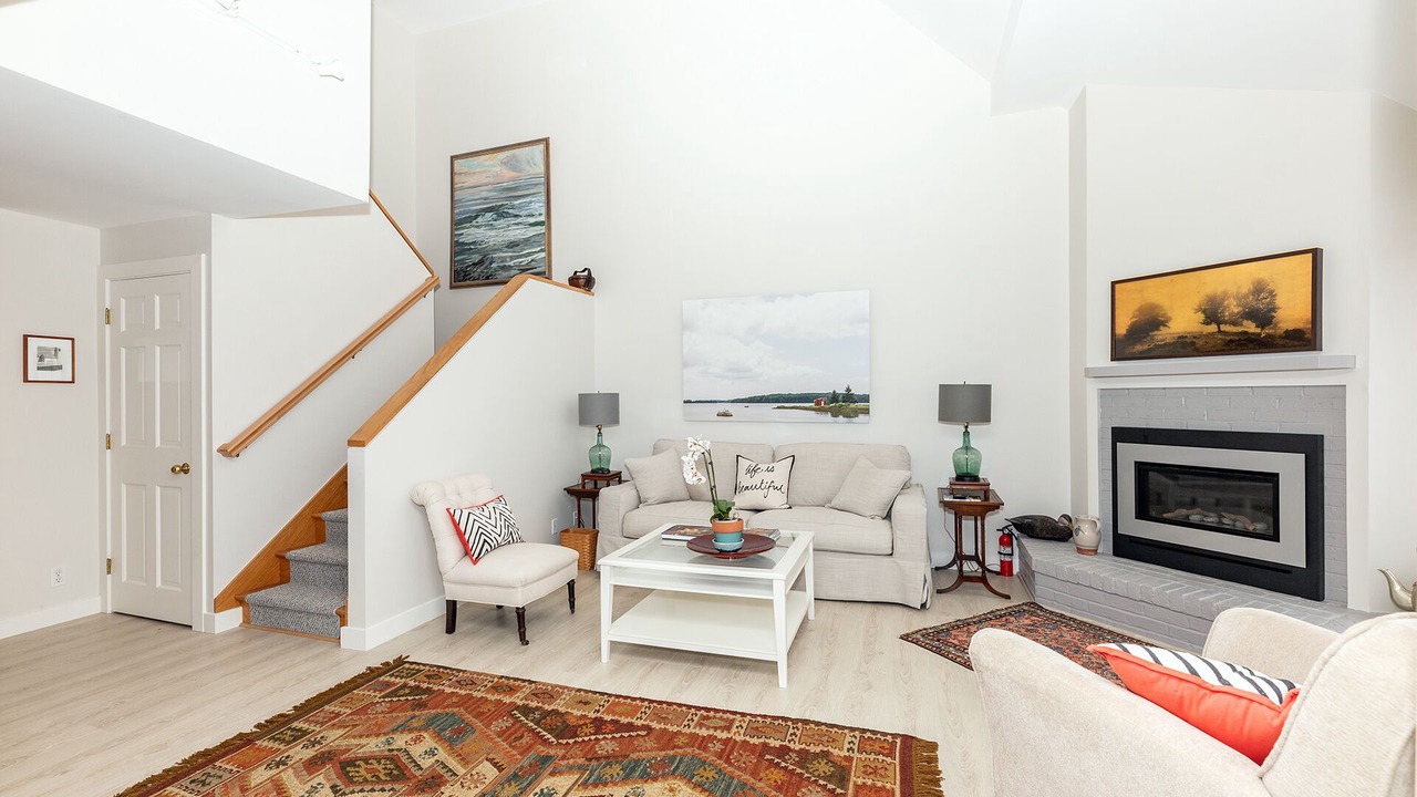 Photo of Bedroom in Glen Cove