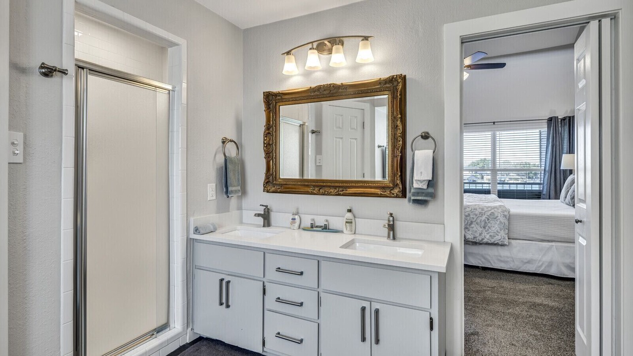 Photo of Bathroom in Horseshoe Bay