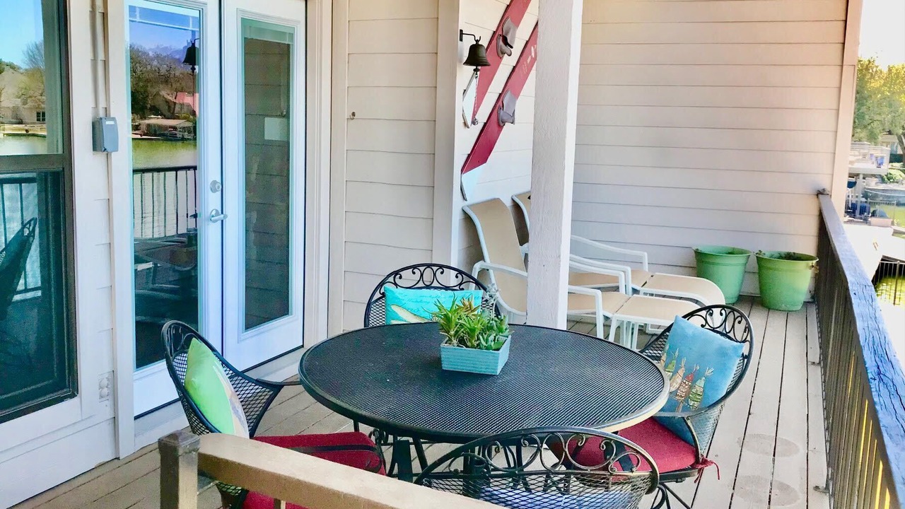 Photo of Patio Balcony in Horseshoe Bay