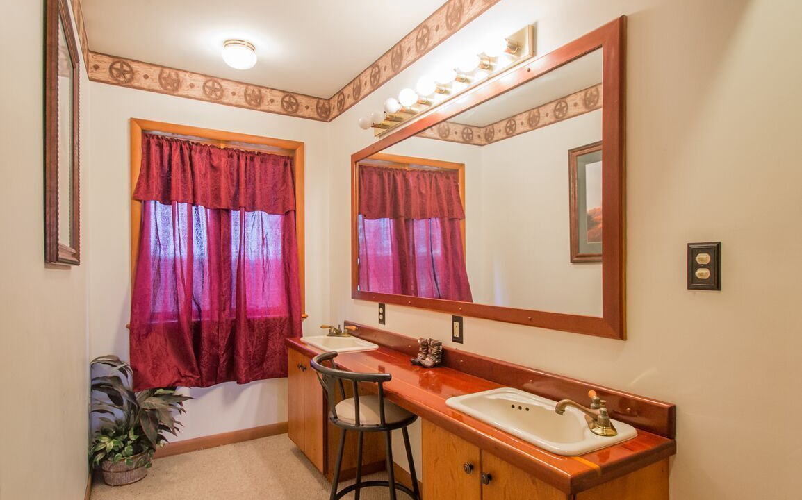 Photo of Bathroom in Bruno