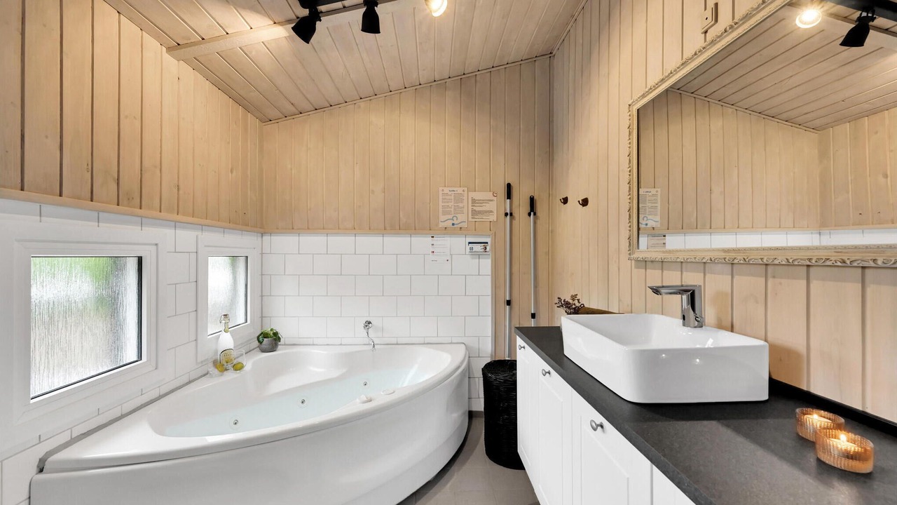 Photo of Bathroom in Bork Havn