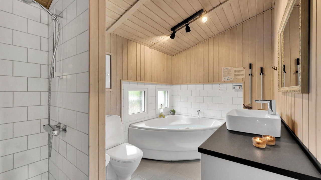 Photo of Bathroom in Bork Havn
