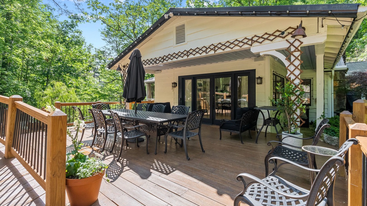 Photo of Outdoor in Hendersonville