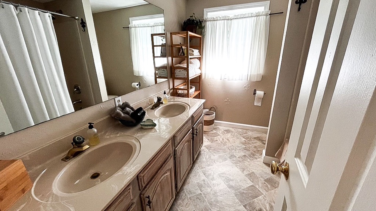 Photo of Bathroom in Hendersonville