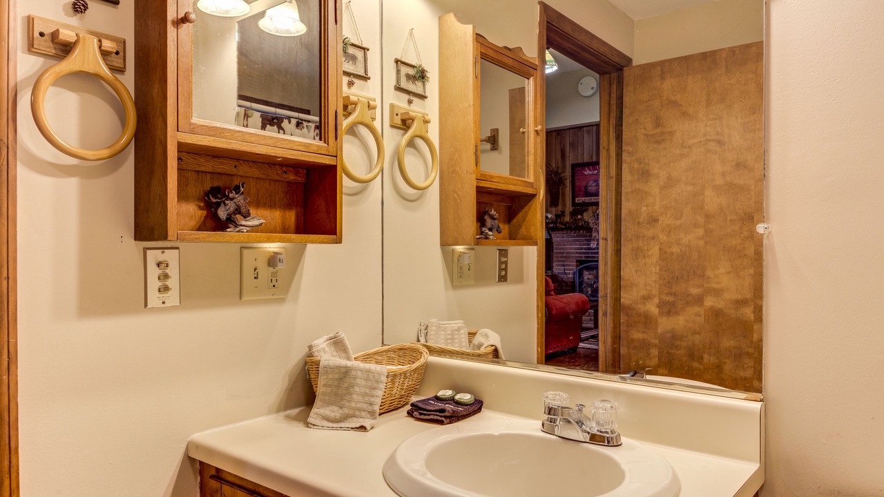 Photo of Bathroom in Blairsville