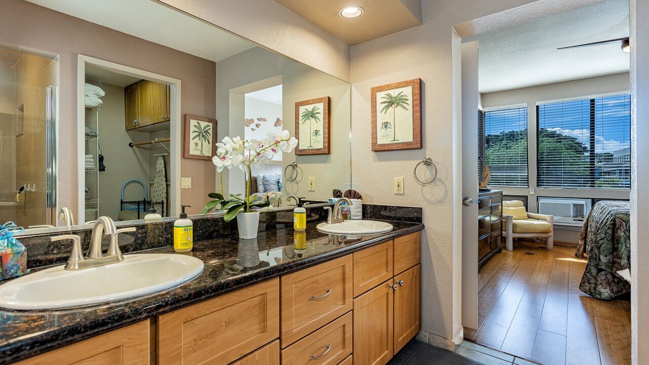 Photo of Bathroom in Wailea