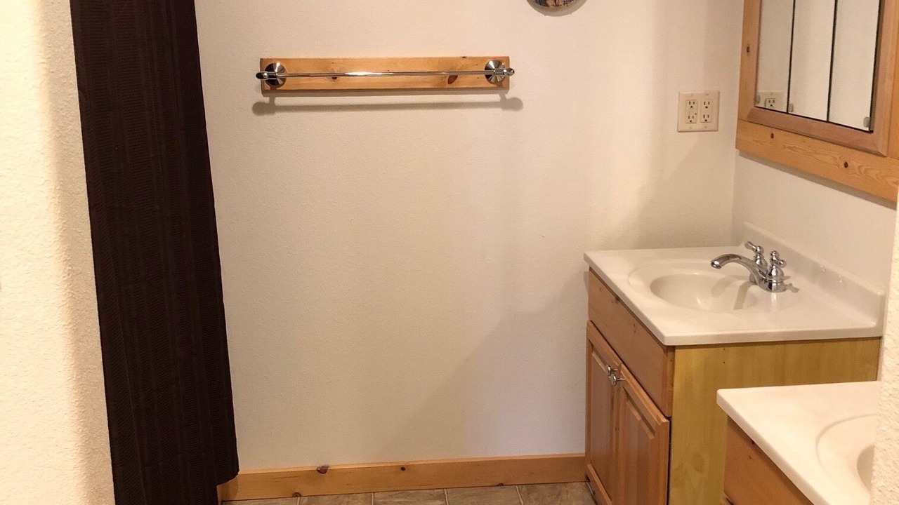 Photo of Bathroom in Sundance