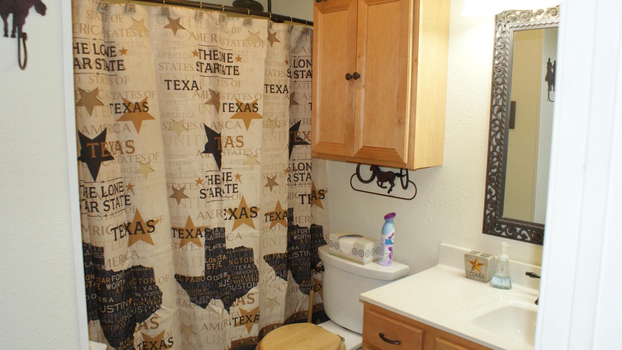 Photo of Bathroom in North San Antonio - SAT