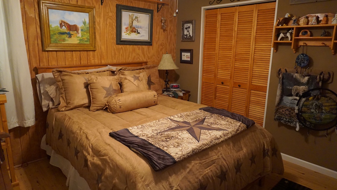 Photo of Bedroom in North San Antonio - SAT