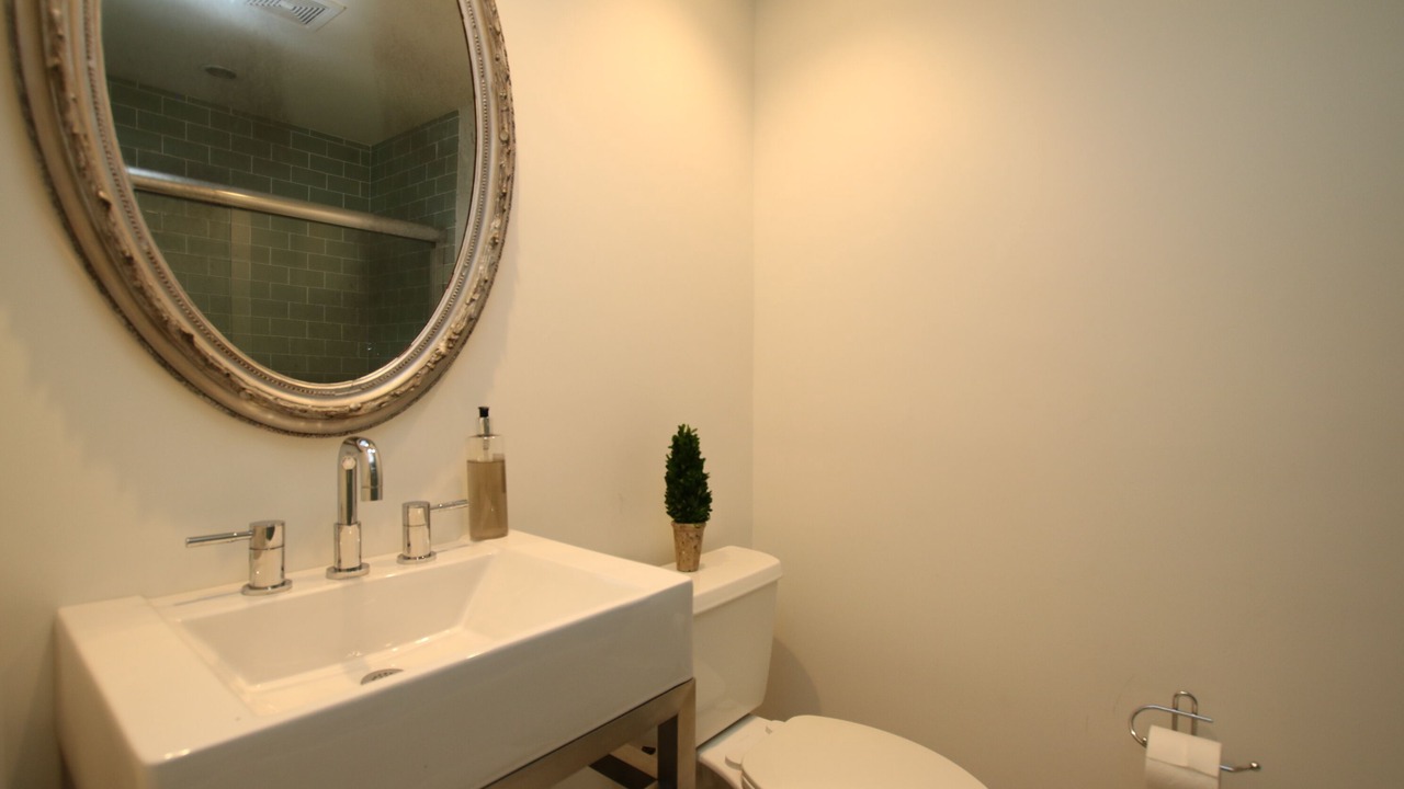 Photo of Bathroom in Islamorada