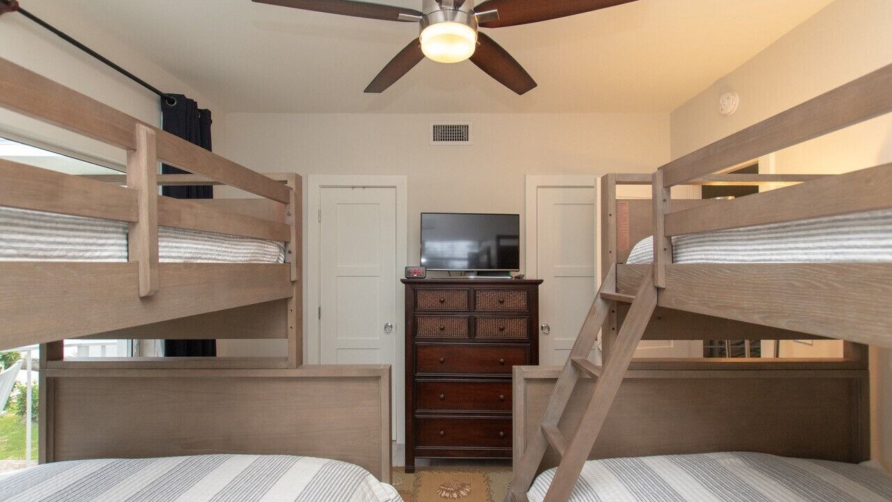 Photo of Bedroom in Islamorada