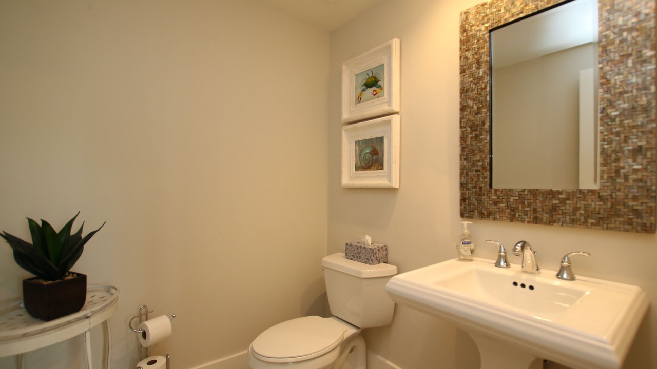 Photo of Bathroom in Islamorada