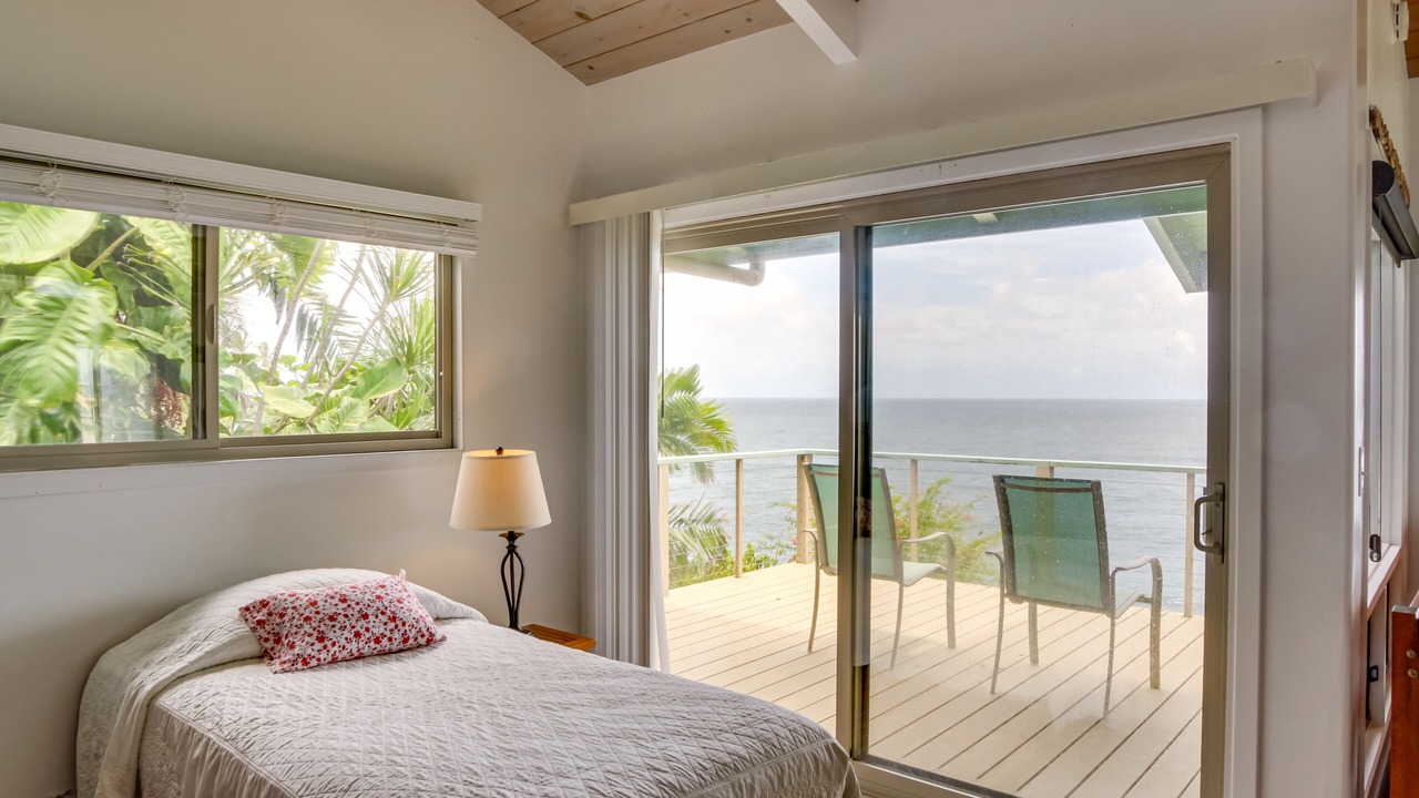 Photo of Bedroom in Hilo