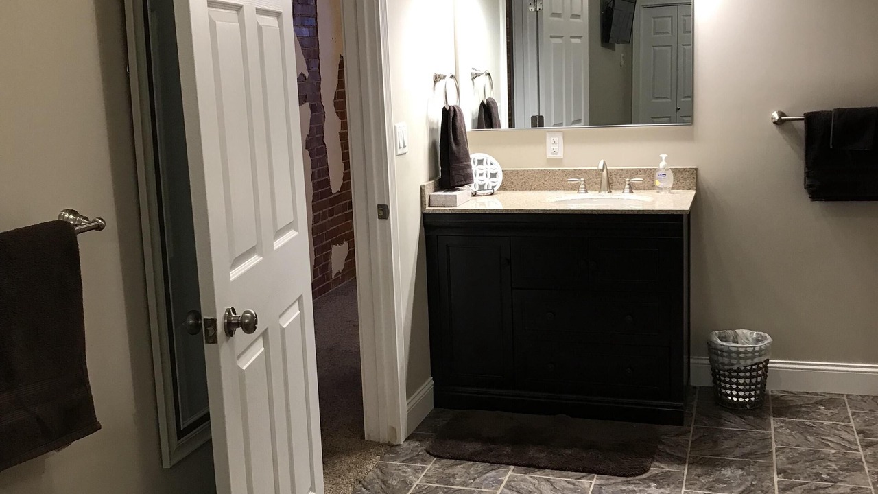 Photo of Bathroom in Iola
