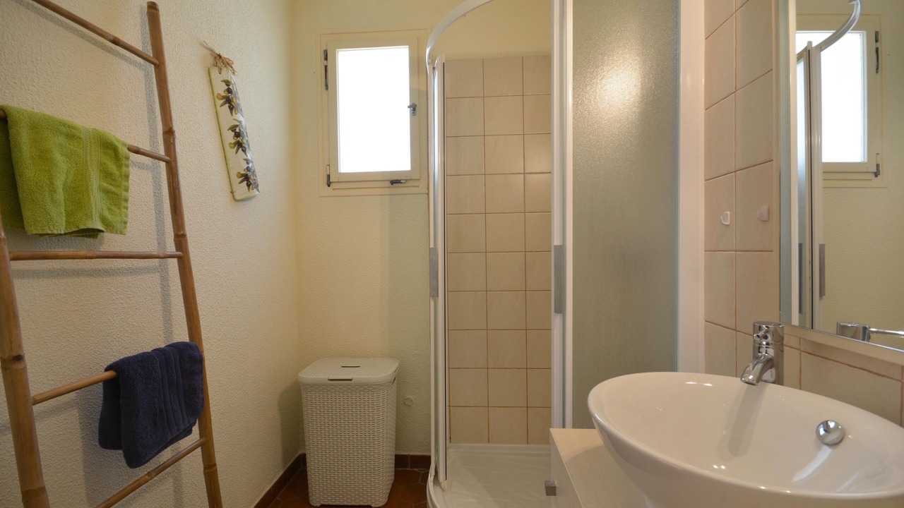 Photo of Bathroom in Mornas