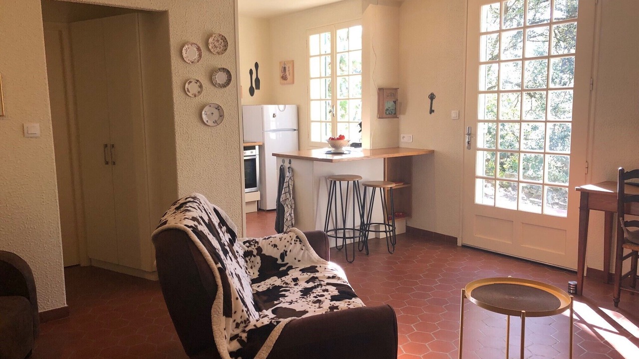 Photo of Livingroom in Mornas