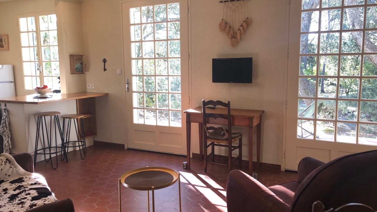 Photo of Livingroom in Mornas