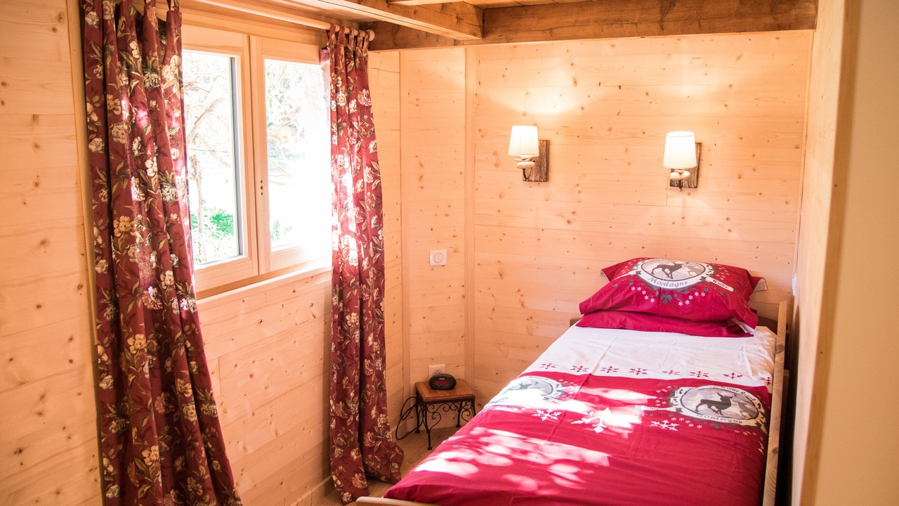 Photo of Bedroom in Cluses