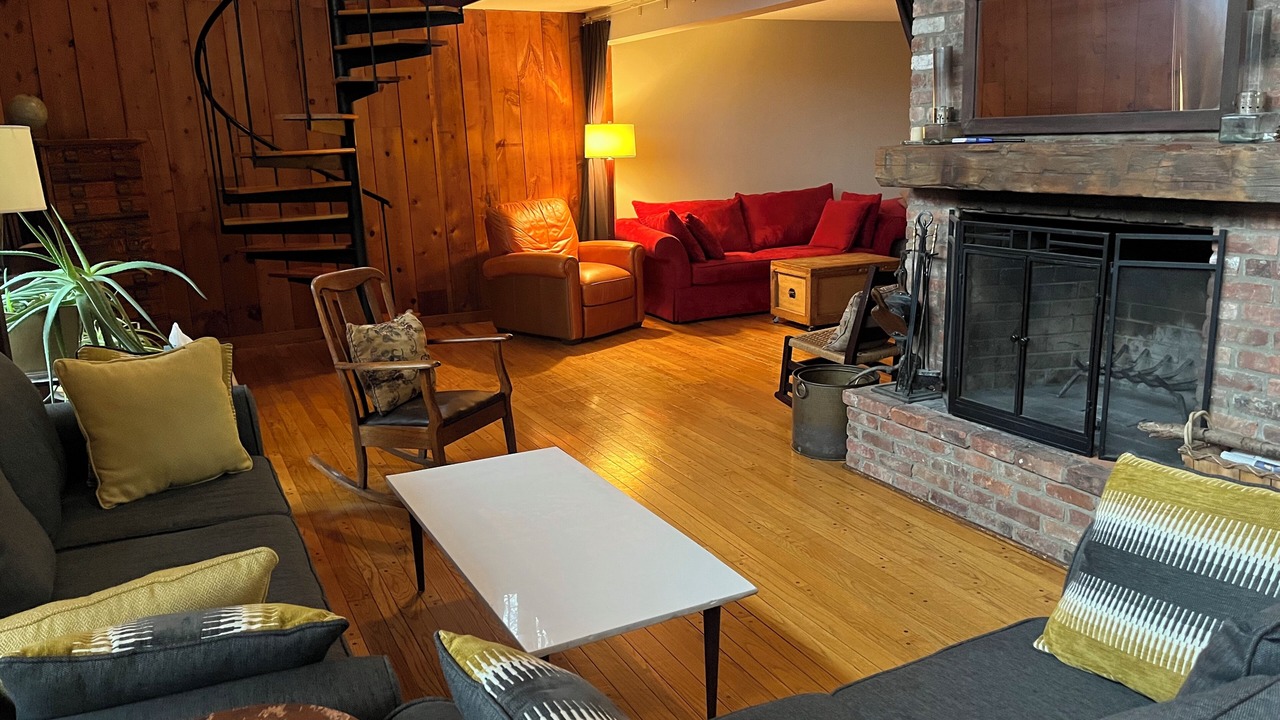 Photo of Livingroom in Clinton Corners
