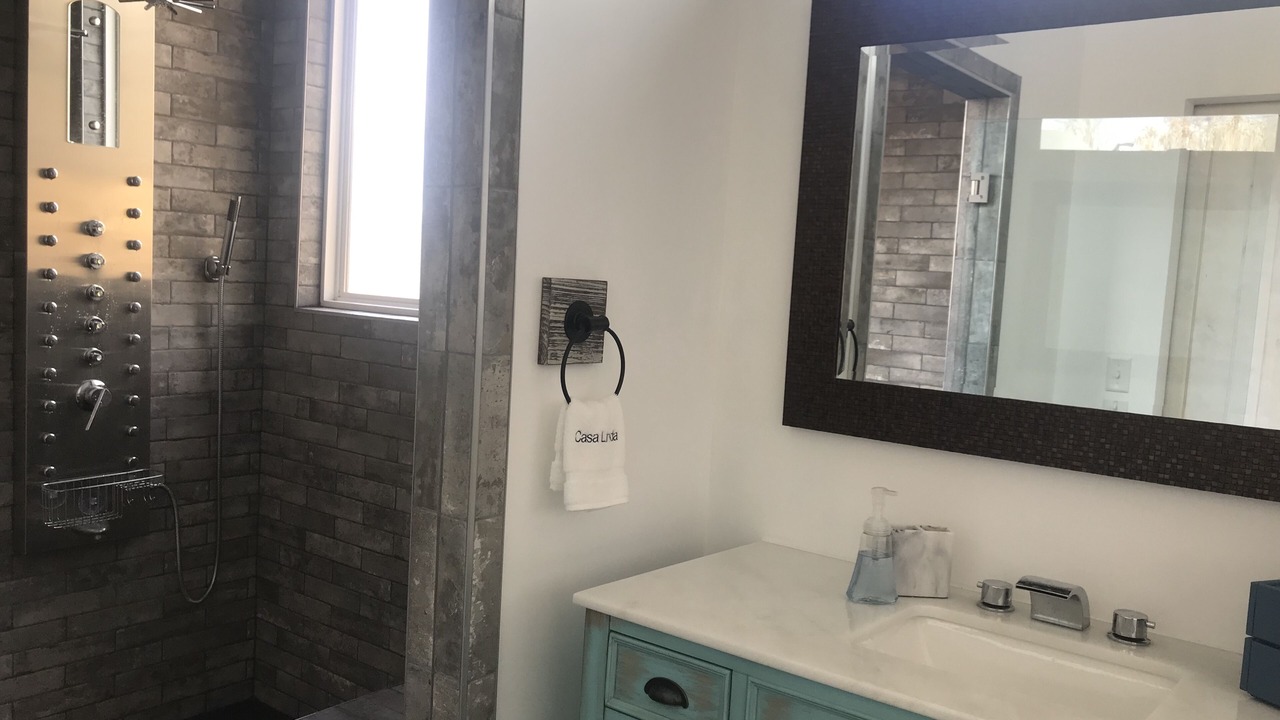 Photo of Bathroom in Marshall