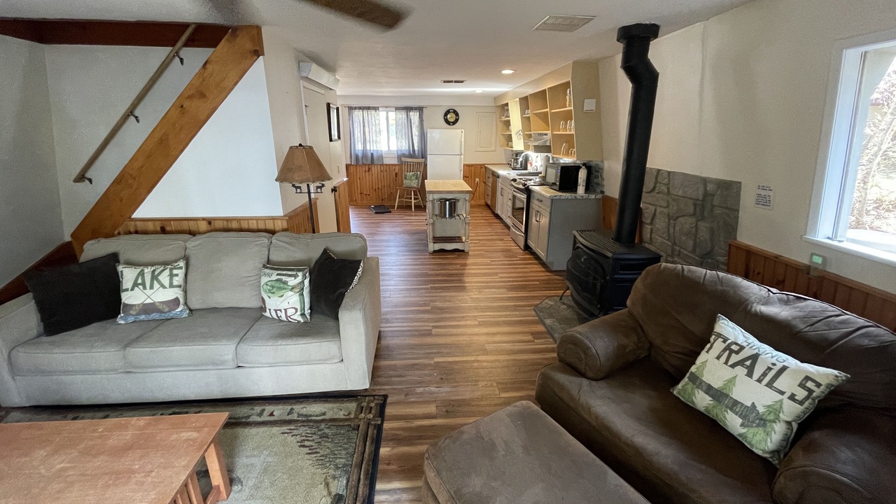 Photo of Livingroom in Beaver Cove